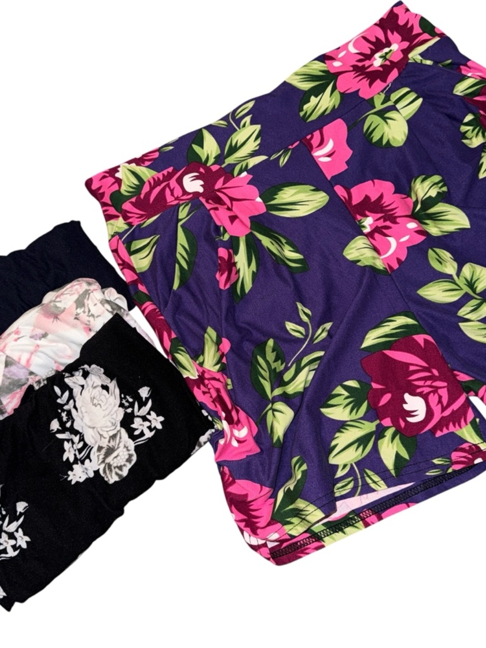 Lot of 4 Womens Floral & Solid Pull On Shorts Pockets Size M Inseam 4" Soft Knit
